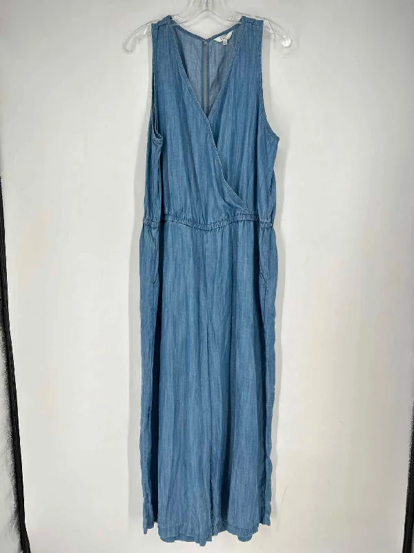 Crown & Ivy Size XL Chambray Jumpsuit