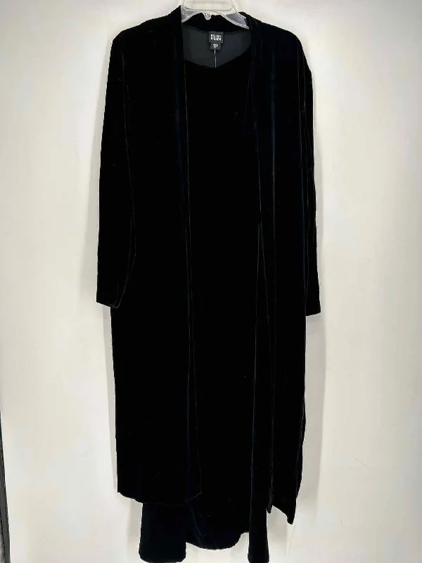 Eileen Fisher Size M Black Crushed Velvet 2 PC Dress