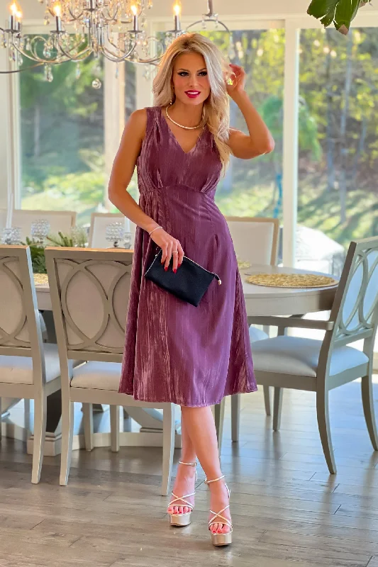 Happier Than Ever Velvet Sleeveless Dress : Mauve