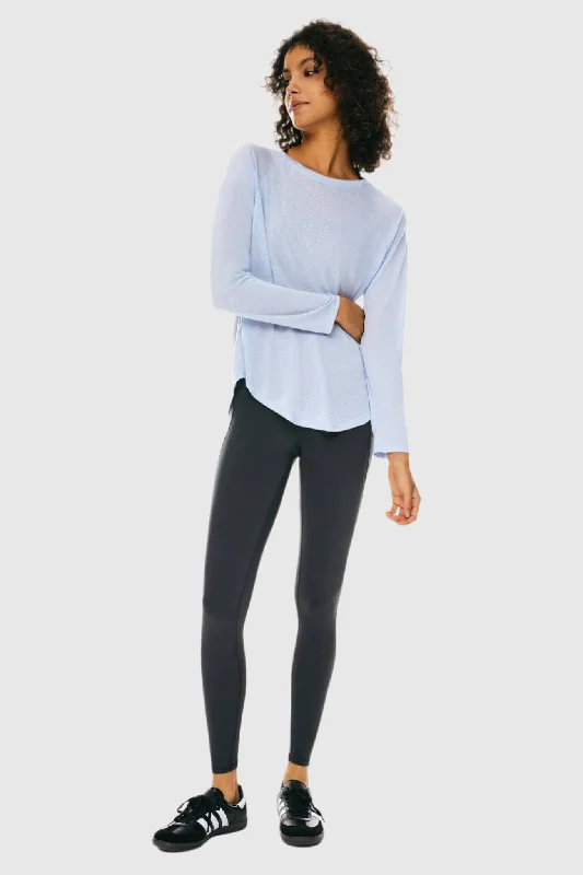 Online Exclusive Lightweight Long Sleeve Top
