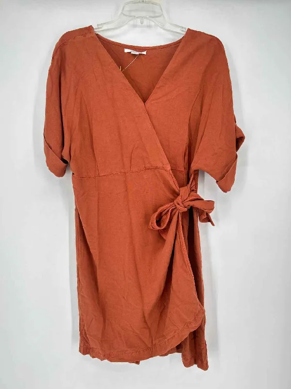 Oneil Size M Ruddy Brown Dress