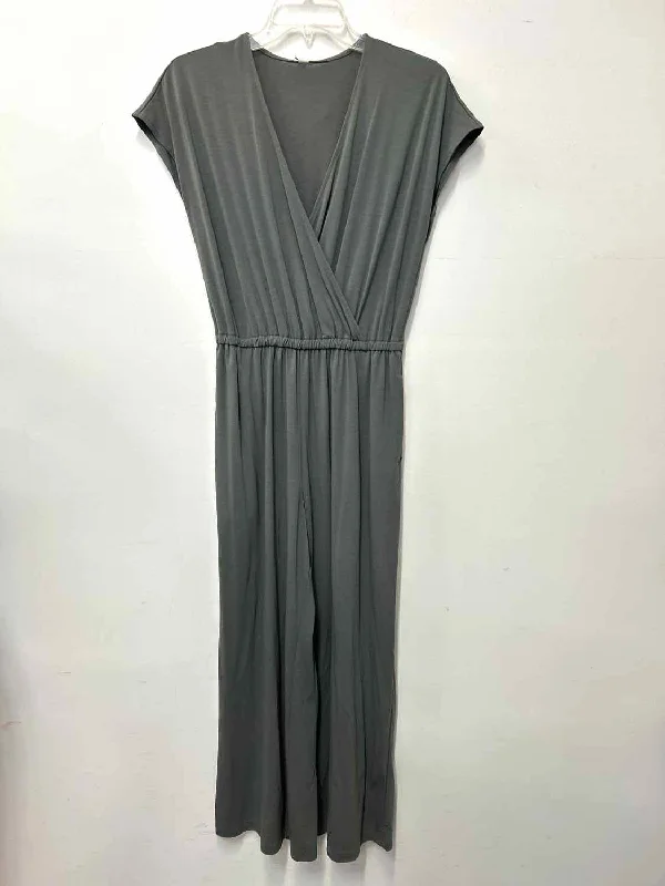 Uniqlo Size S Graphite Jumpsuit