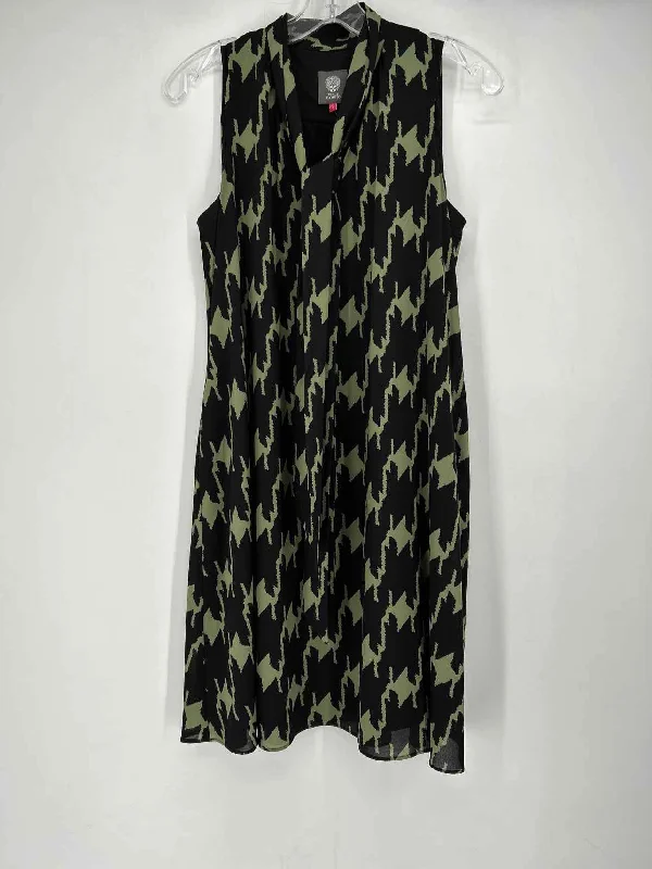 Vince Camuto Size 6 Black Print Dress